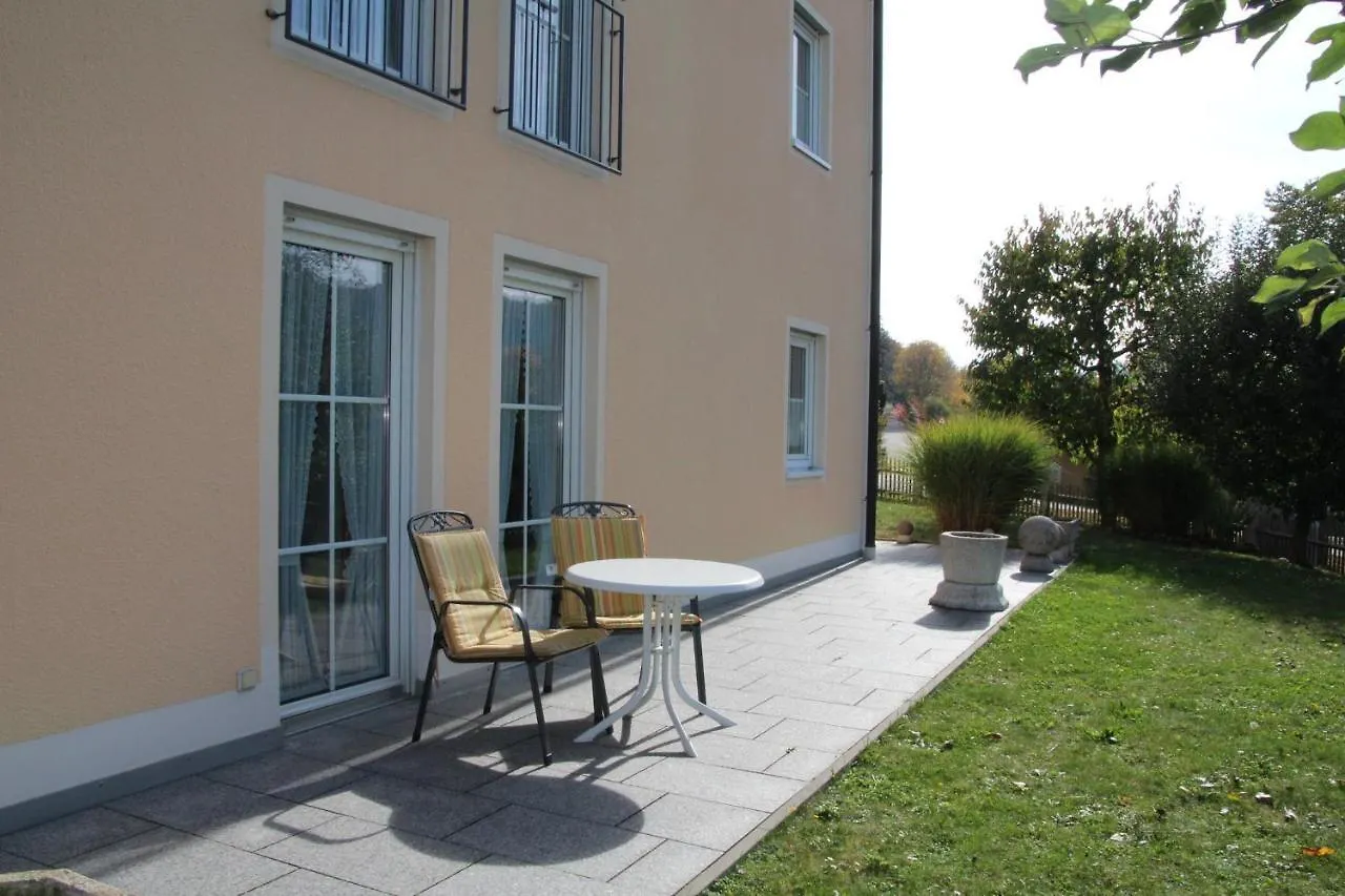 Guest house Pension & Ferienwohnung Breitmoser Angelika Riedenburg