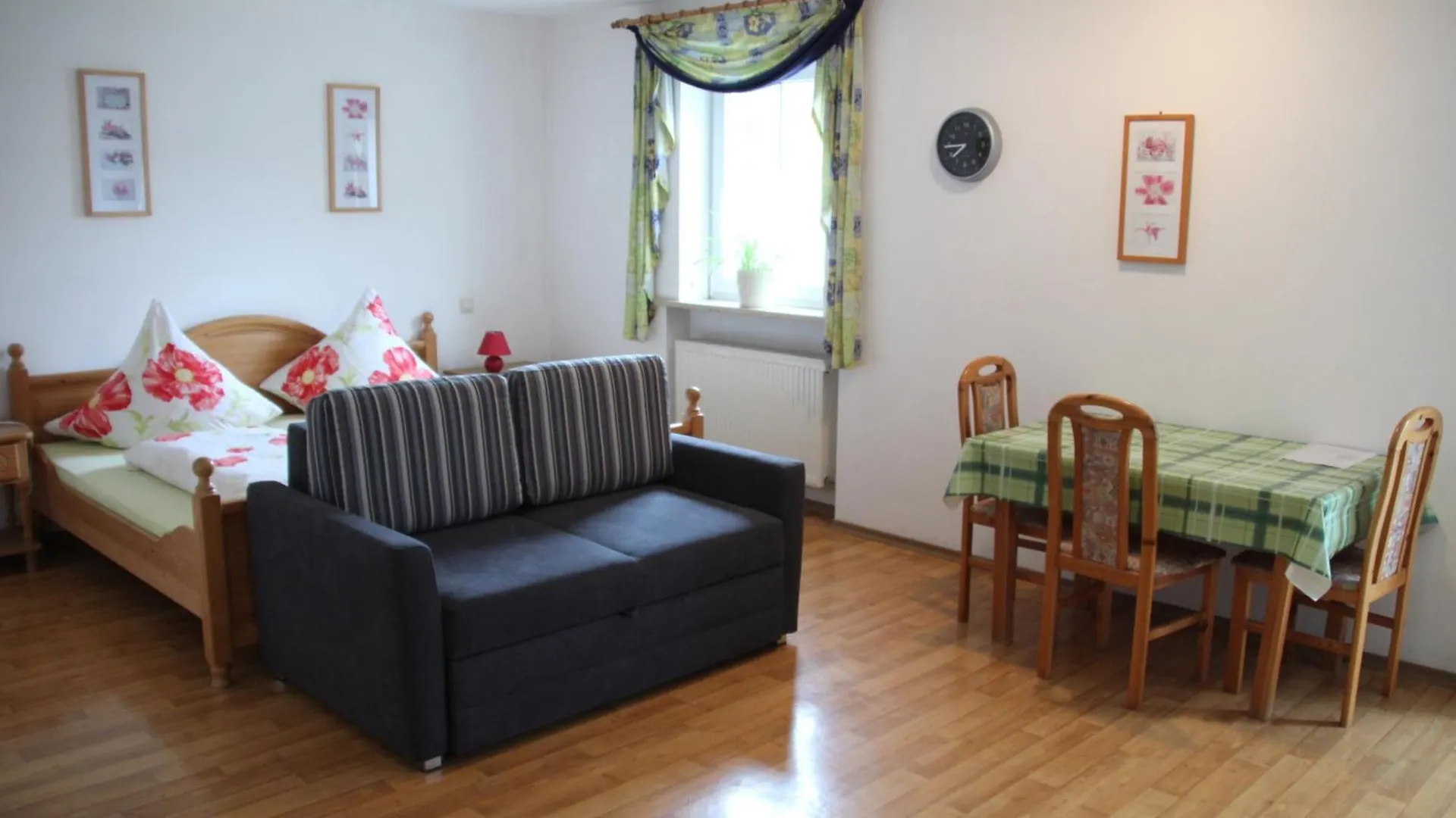 Pension & Ferienwohnung Breitmoser Angelika Riedenburg 0*,  Germany
